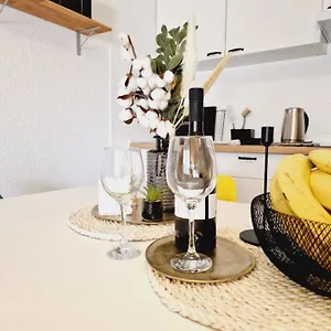 Melani Apartmán Vir